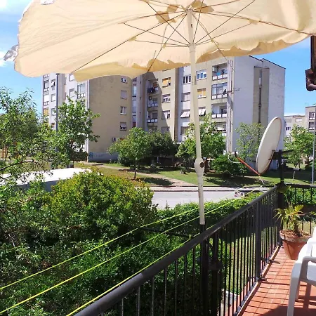 Daire Apartment Villa Paula Near Archaeological Museum 27901 Pula