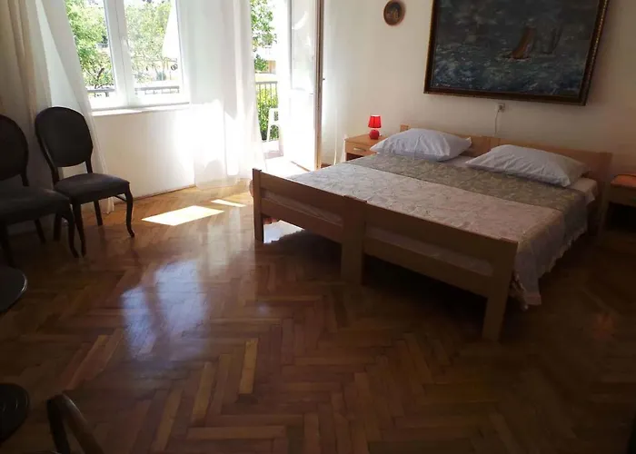 Apartment Villa Paula Near Archaeological Museum 27901 Daire Pula