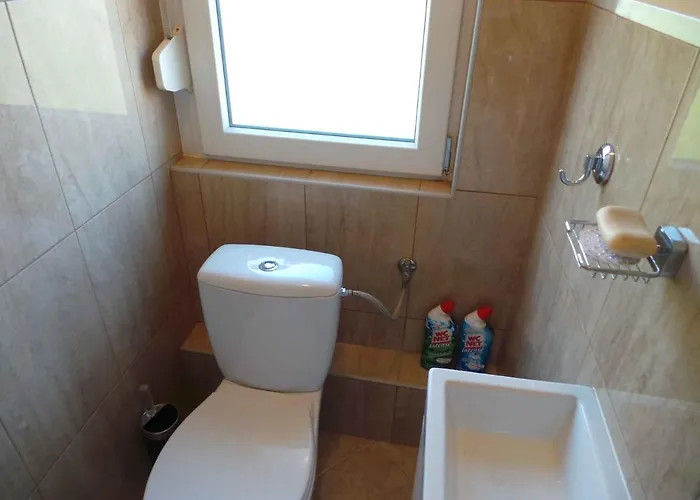 Apartment Villa Paula Near Archaeological Museum 27901 Daire *