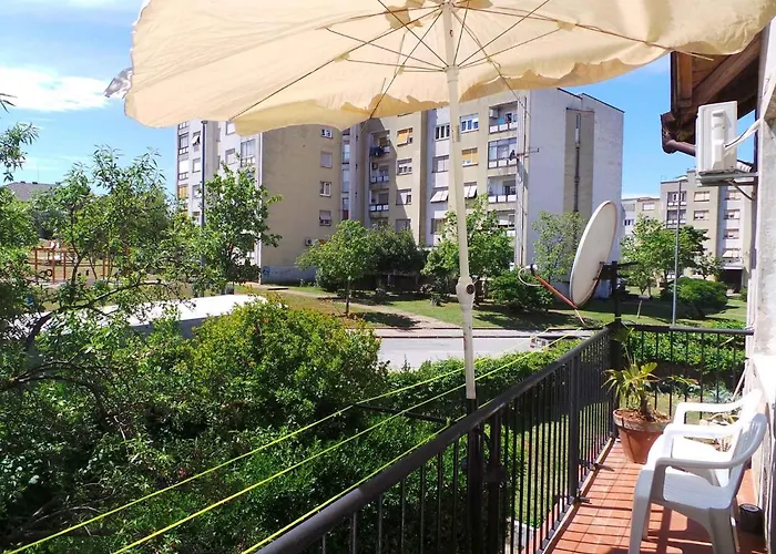 Daire Apartment Villa Paula Near Archaeological Museum 27901 Pula