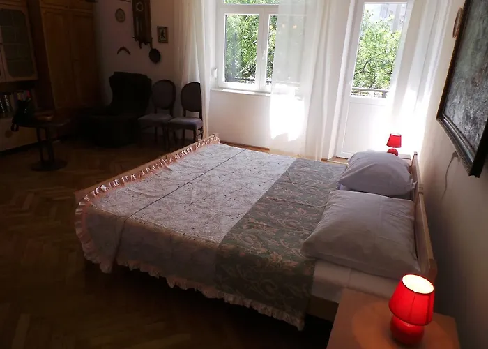 Daire Apartment Villa Paula Near Archaeological Museum 27901